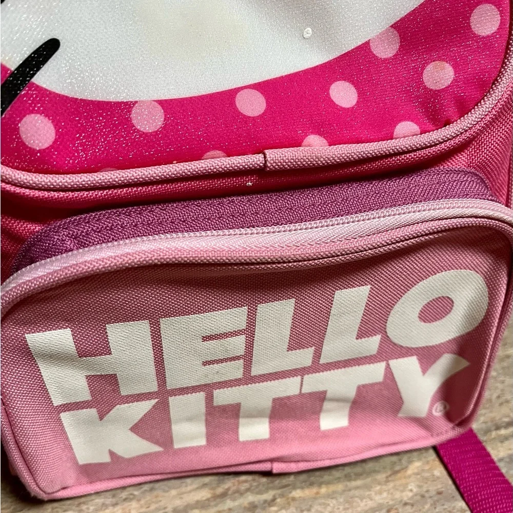 Hello Kitty backpack - Picture 4 of 16